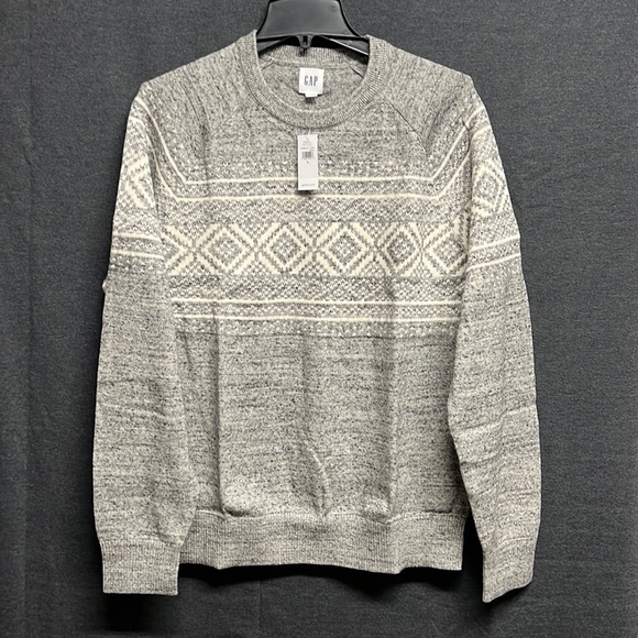NWT - GAP Factory Men's Fair Isle Raglan Sweater, Light Gray - Size Large - Picture 2 of 11